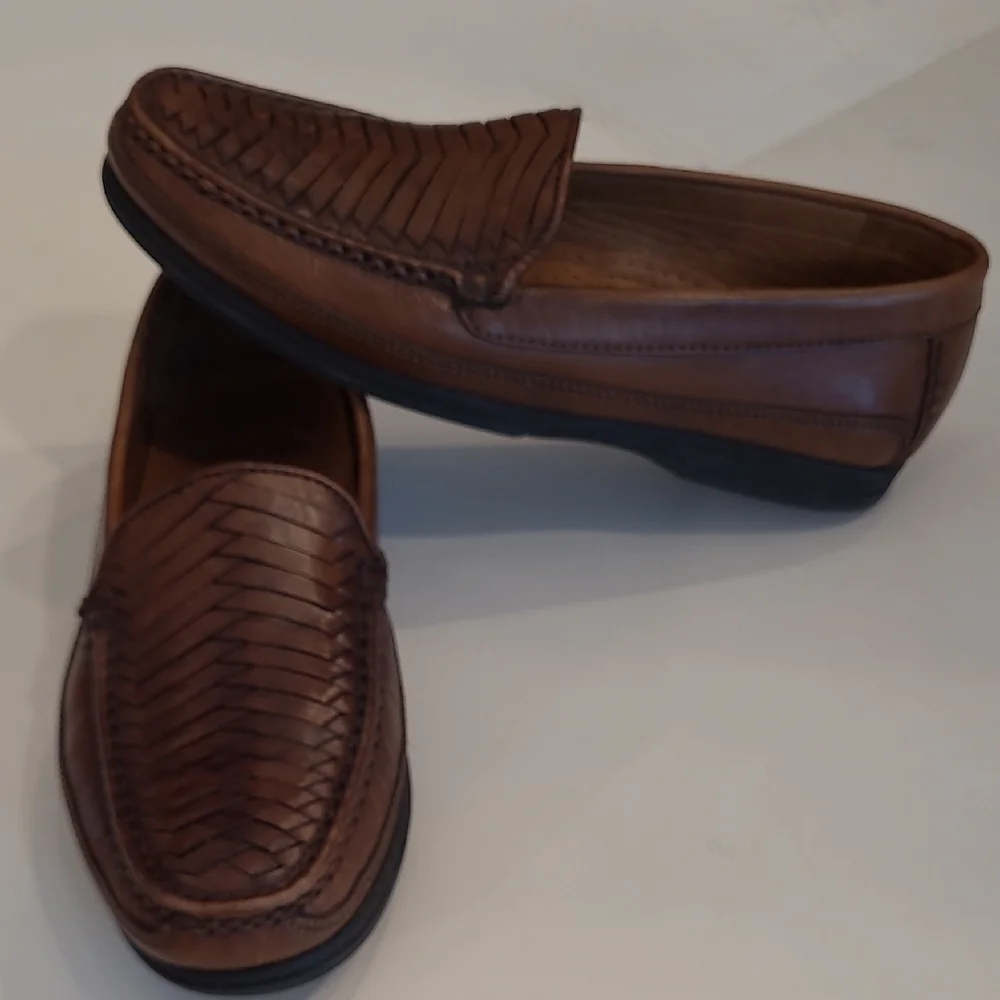 Dockers Basket Woven Leather Slip-On Classic Slide in Embossed Penny Loafer
